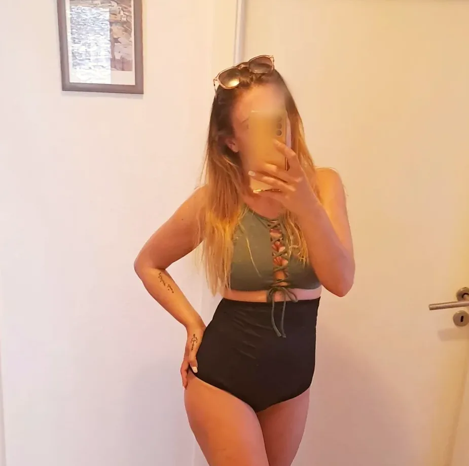 Finja, 33