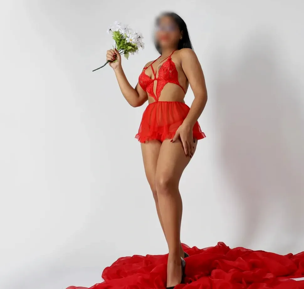 Mira, 21