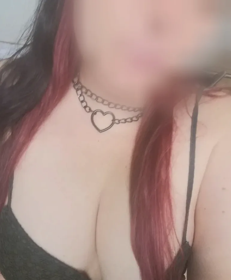 Zeynep, 33